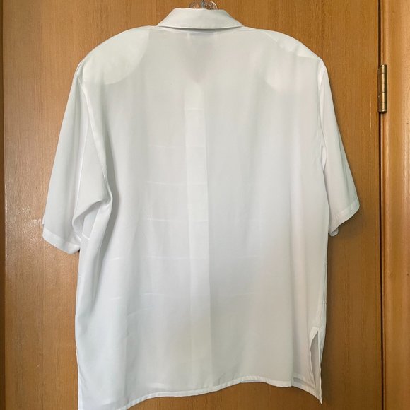 Script Short Sleeve White Blouse with golden buttons, padded shoulders - Picture 5 of 5